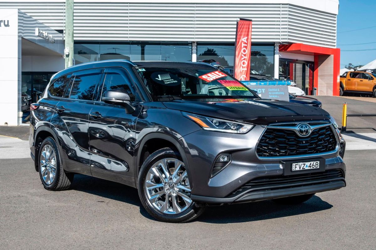2025 Toyota Kluger Grande AXUH78R