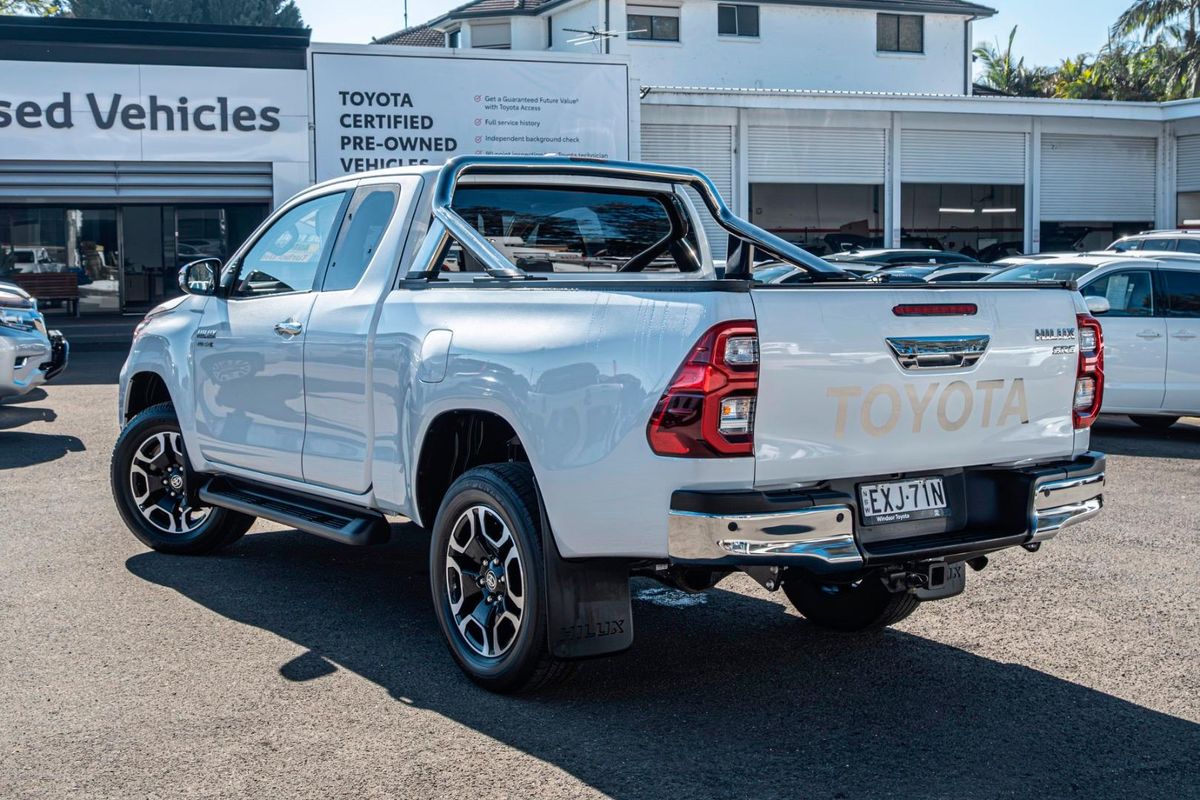 2023 Toyota Hilux SR5 GUN126R