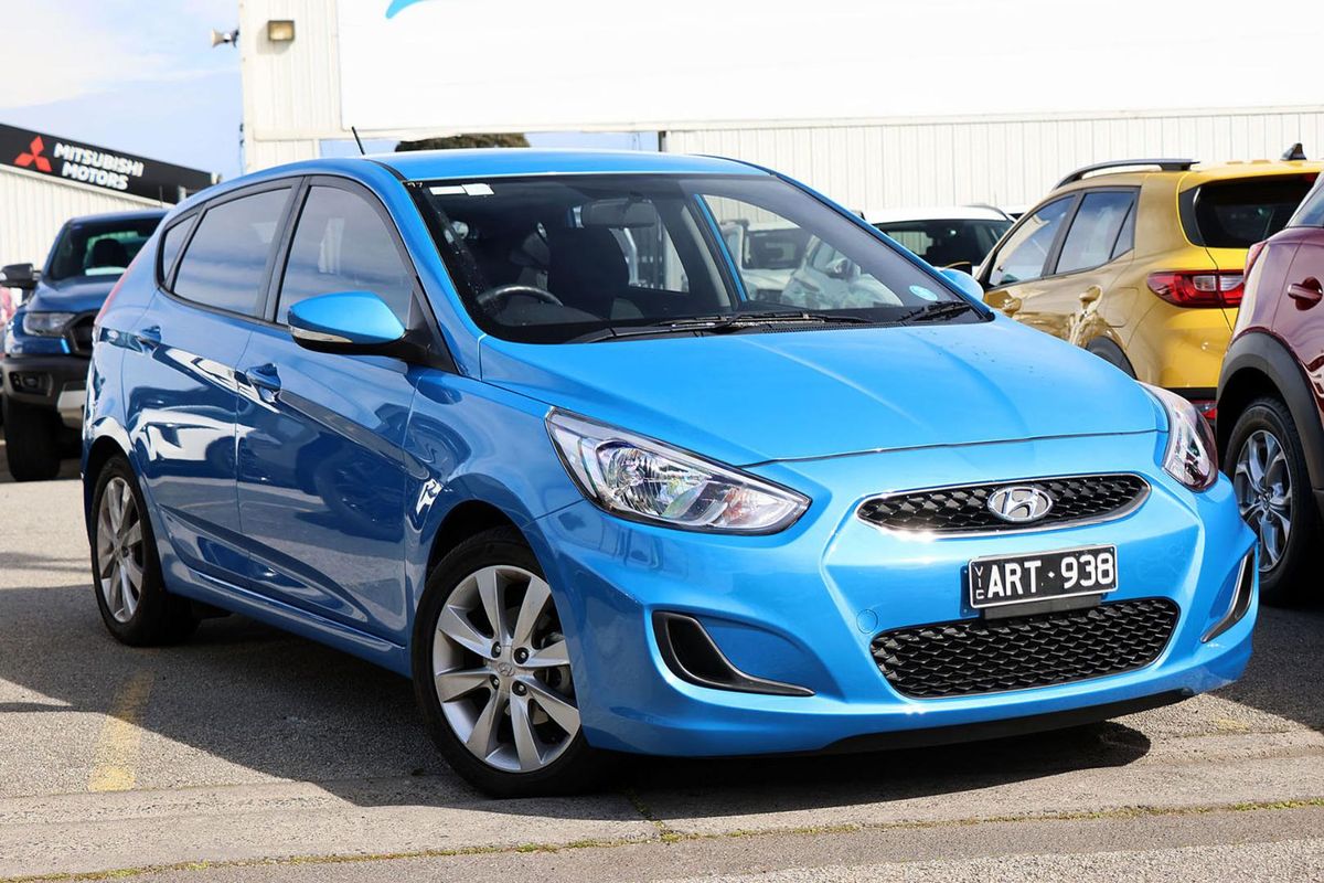 2018 Hyundai Accent Sport RB6