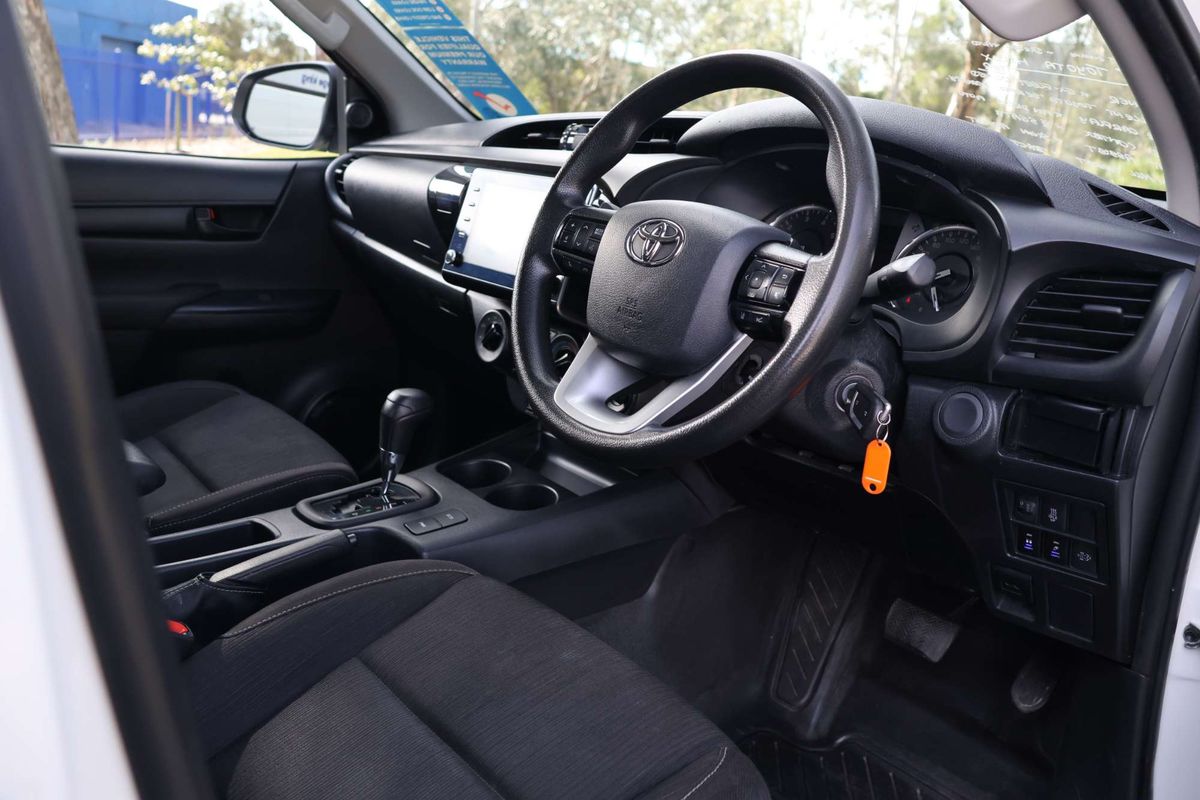 2022 Toyota Hilux SR GUN126R 4X4 image 20