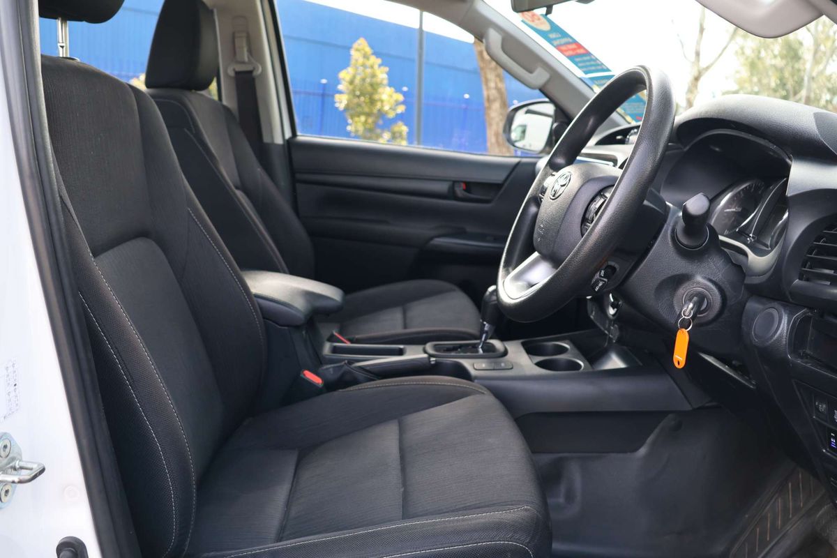 2022 Toyota Hilux SR GUN126R 4X4 image 22