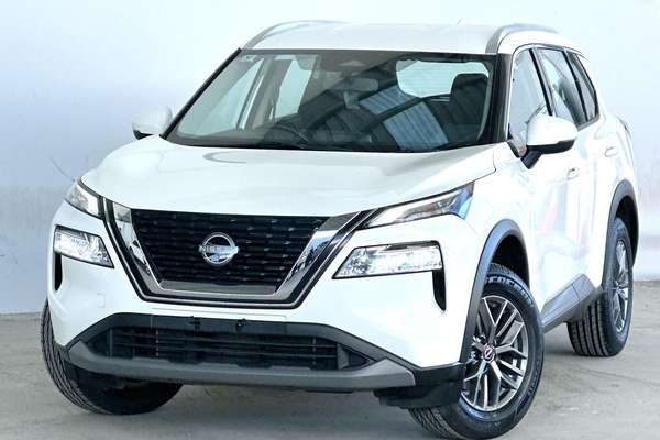 2024 Nissan X-TRAIL ST T33