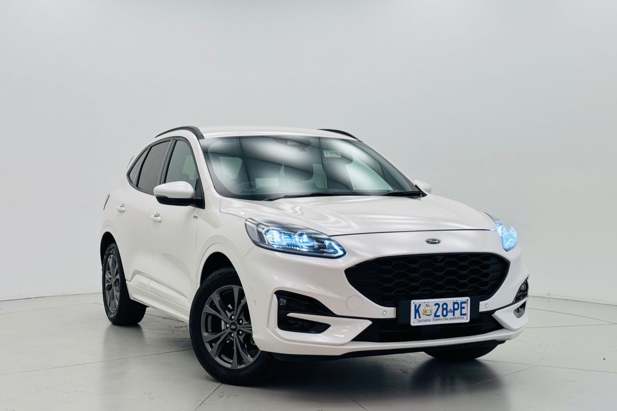 2022 Ford Escape ST-Line PHEV ZH
