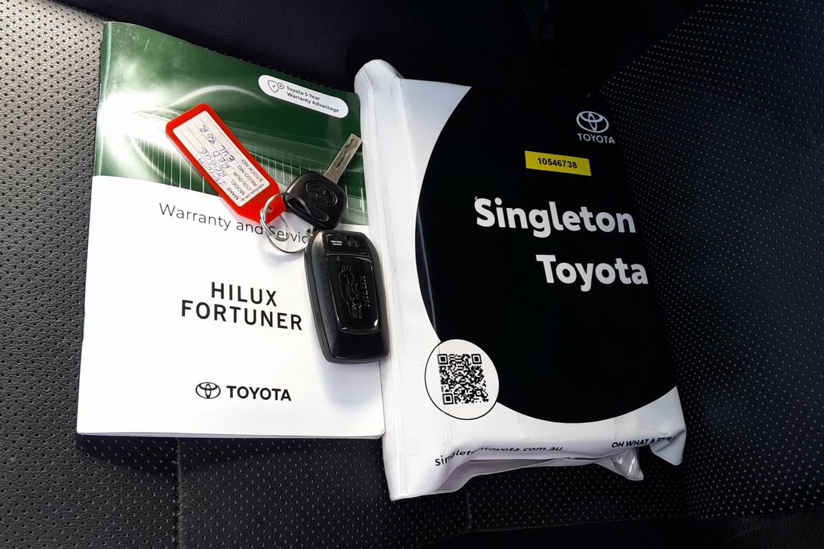 2022 Toyota Hilux Rogue GUN126R 4X4
