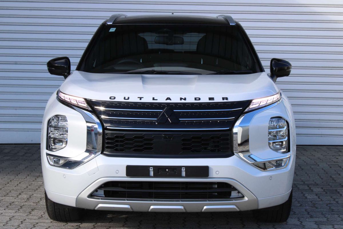 2024 Mitsubishi Outlander Exceed Tourer ZM