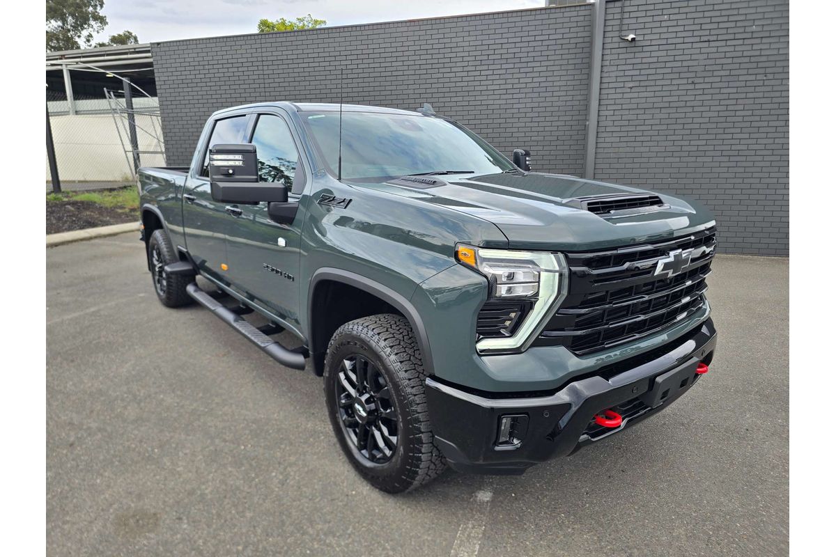 2026 Chevrolet Silverado HD LTZ Premium W/Tech Pack T1 4X4