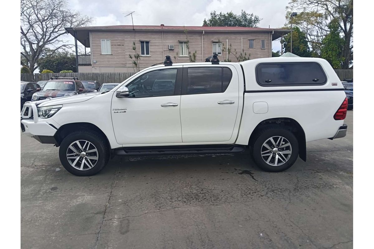 2015 Toyota Hilux SR5 GUN126R 4X4
