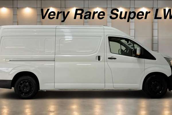 2022 Toyota Hiace GDH320R ELWB High Roof