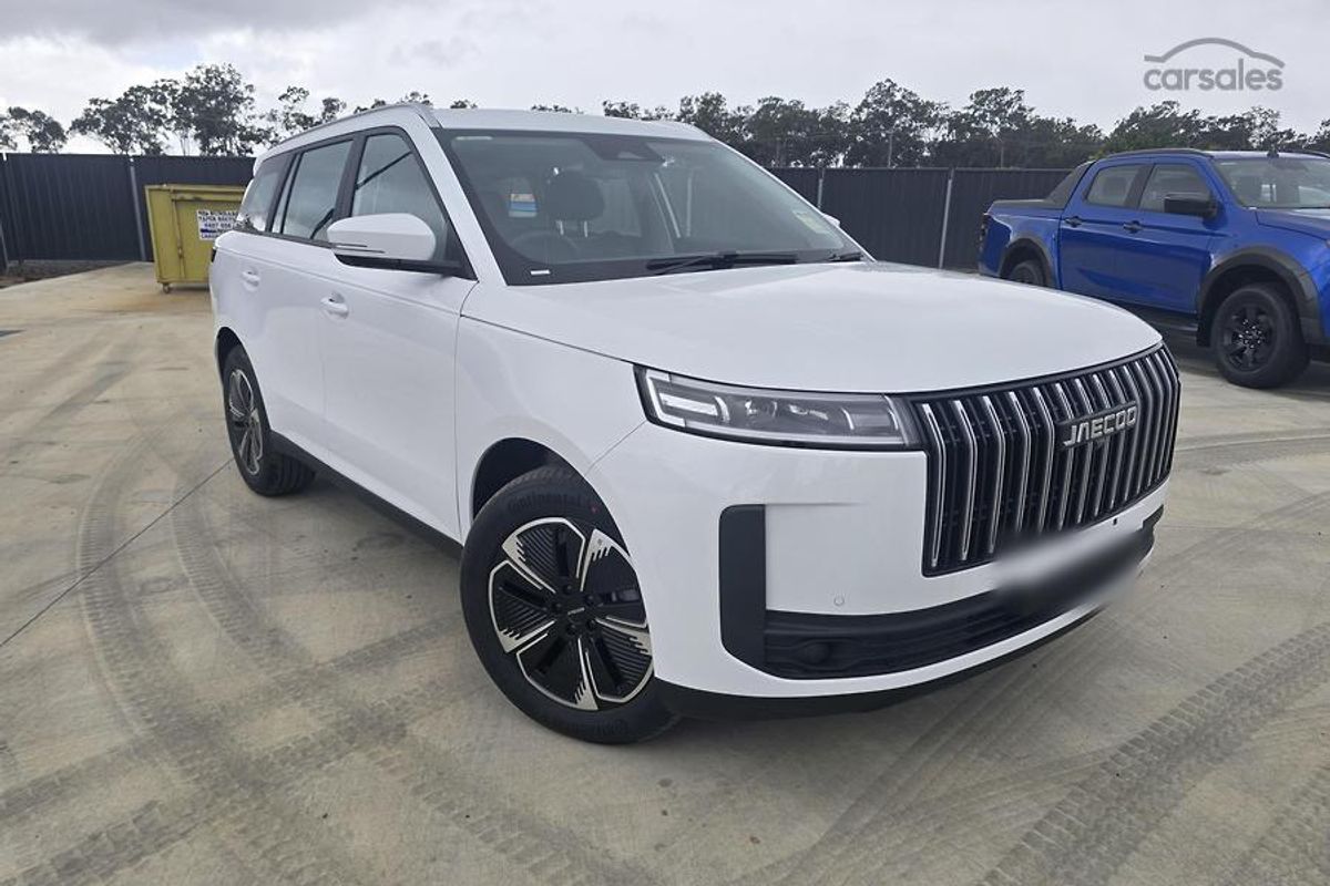 2026 OMODA JAECOO J5 Hybrid Summit