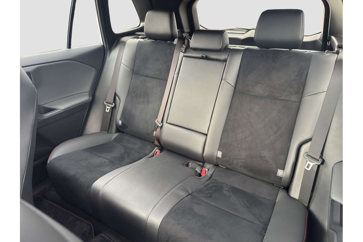 2026 Toyota RAV4 GR Sport AXAP64R image 17