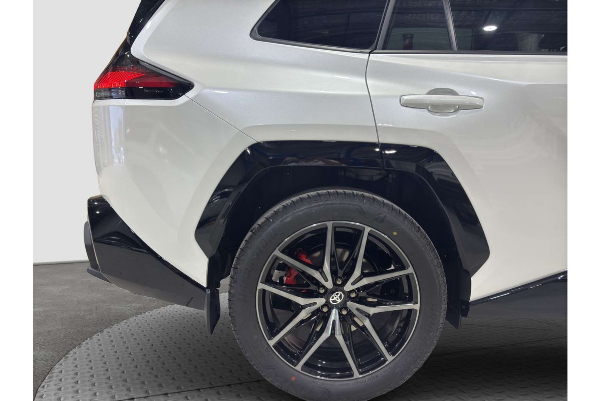 2026 Toyota RAV4 GR Sport AXAP64R image 22