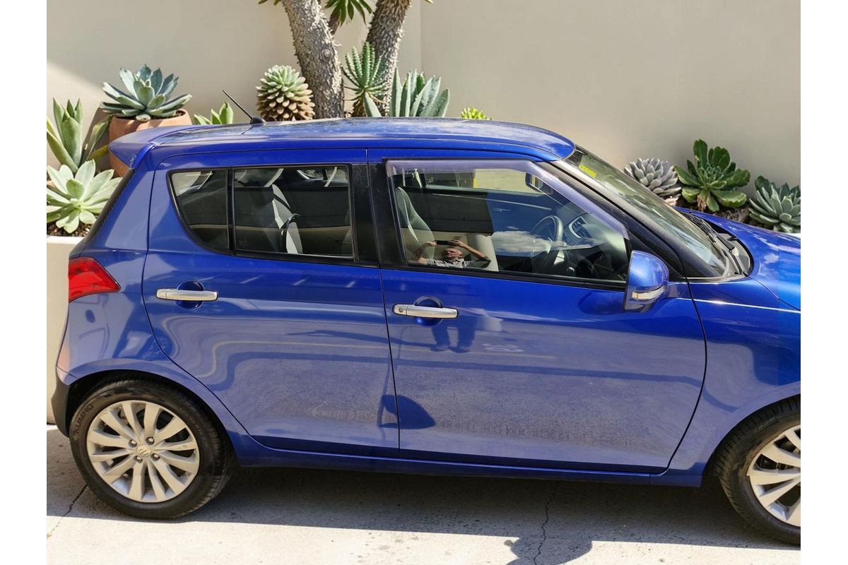 2013 Suzuki Swift RE2 FZ