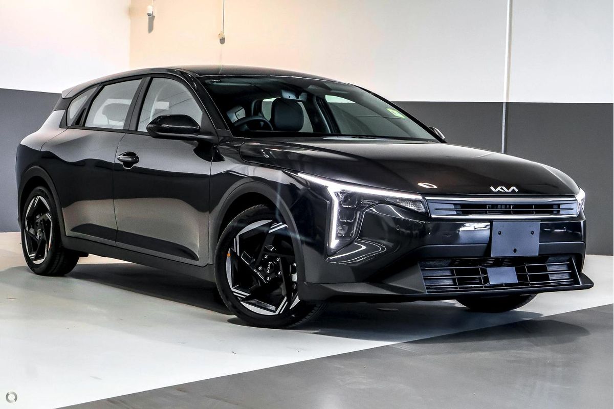 2025 Kia K4 Sport+ CL4m
