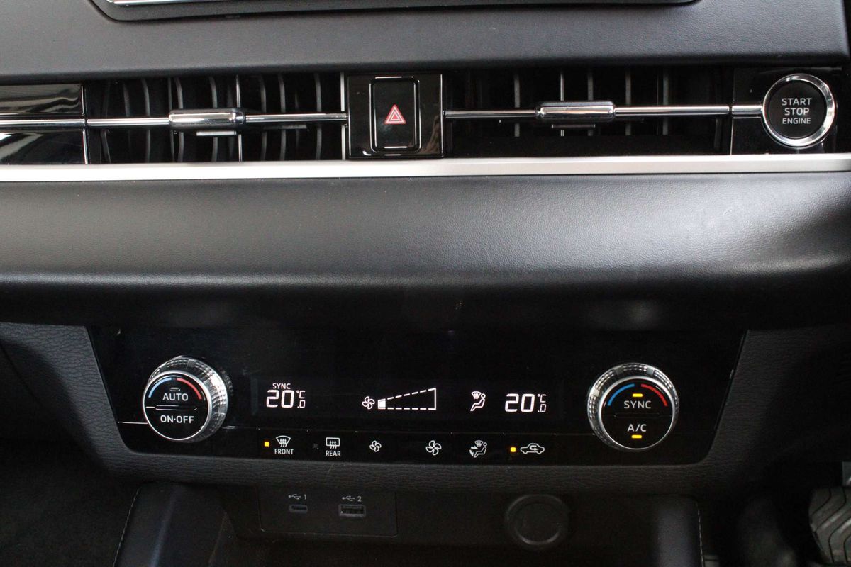 2024 Mitsubishi Outlander ES ZM