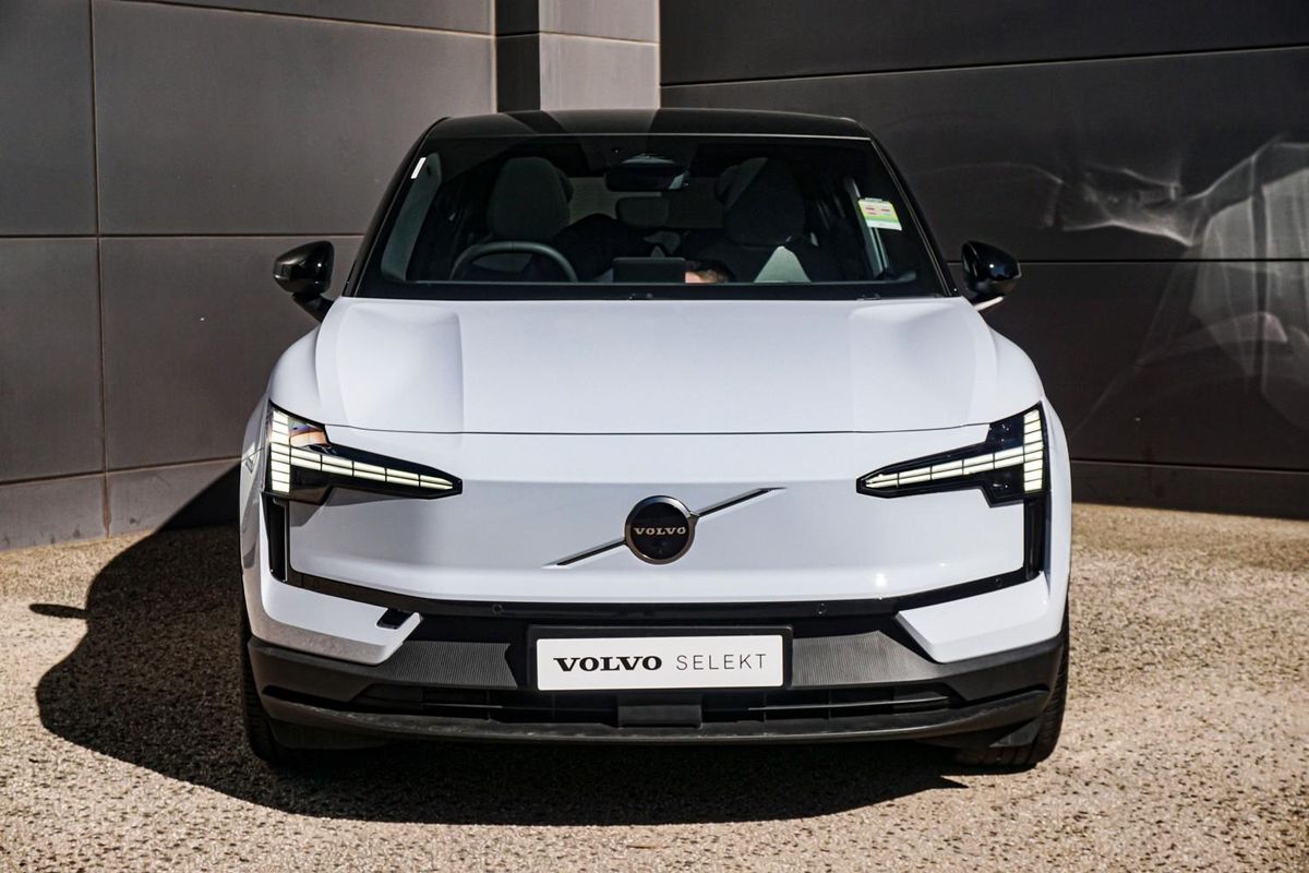 2024 Volvo EX30 Twin Motor Performance Ultra