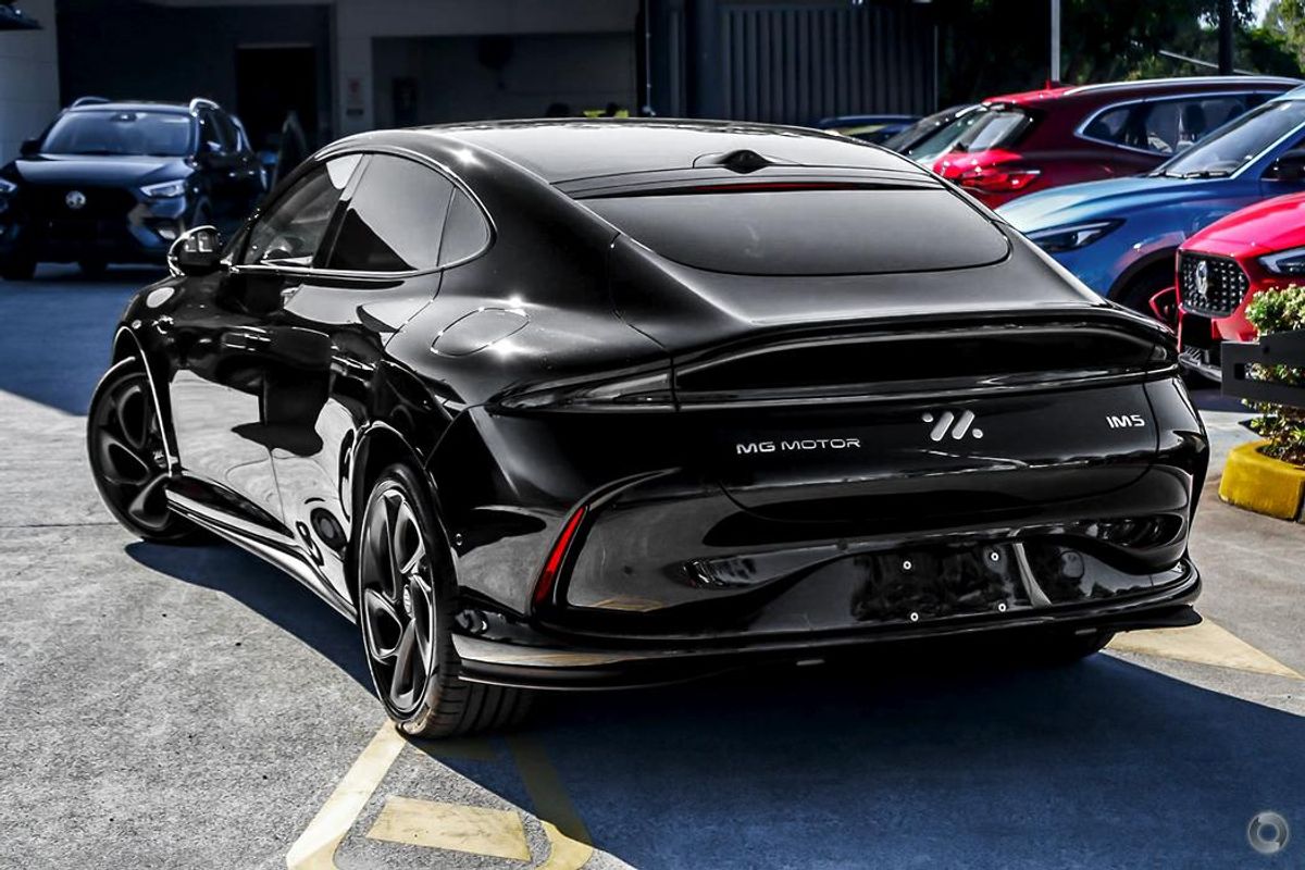 2026 MG IM5 Performance P12L