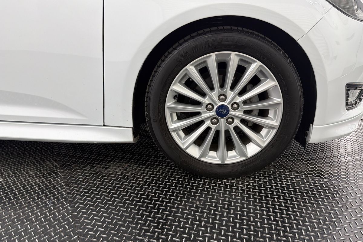 2016 Ford Focus Sport LZ