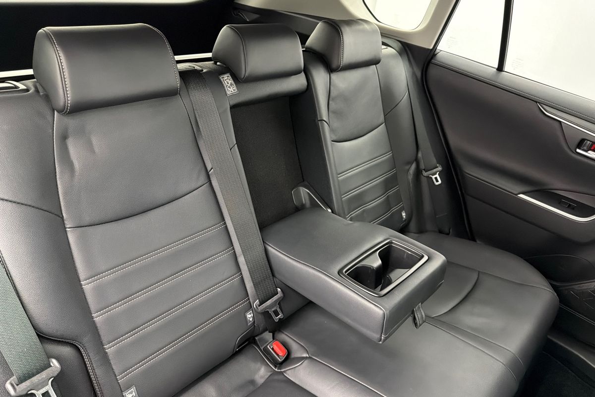 2020 Toyota RAV4 Cruiser AXAH54R