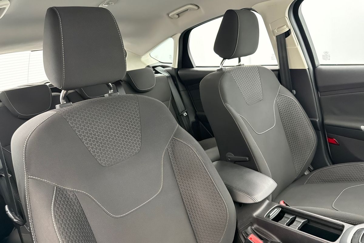 2016 Ford Focus Sport LZ
