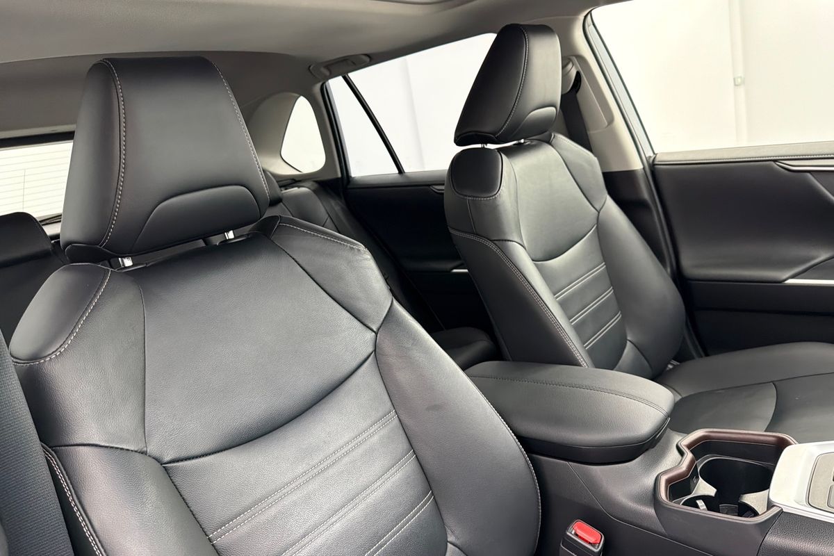 2020 Toyota RAV4 Cruiser AXAH54R
