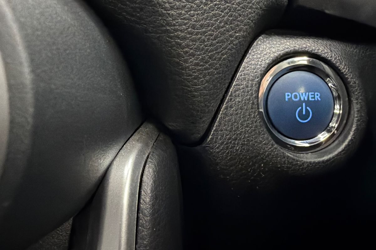 2020 Toyota RAV4 Cruiser AXAH54R