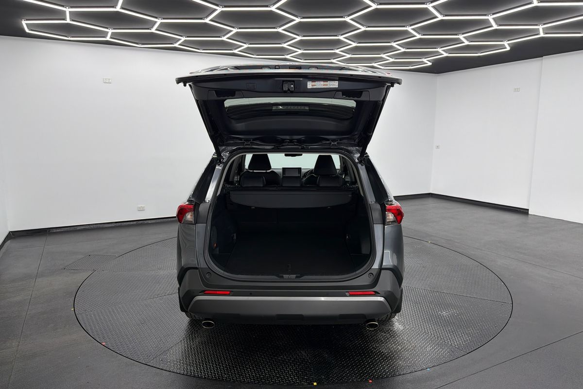 2020 Toyota RAV4 Cruiser AXAH54R