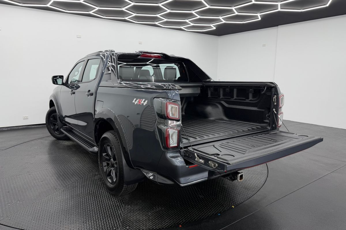 2022 Isuzu D-MAX X-TERRAIN 4X4