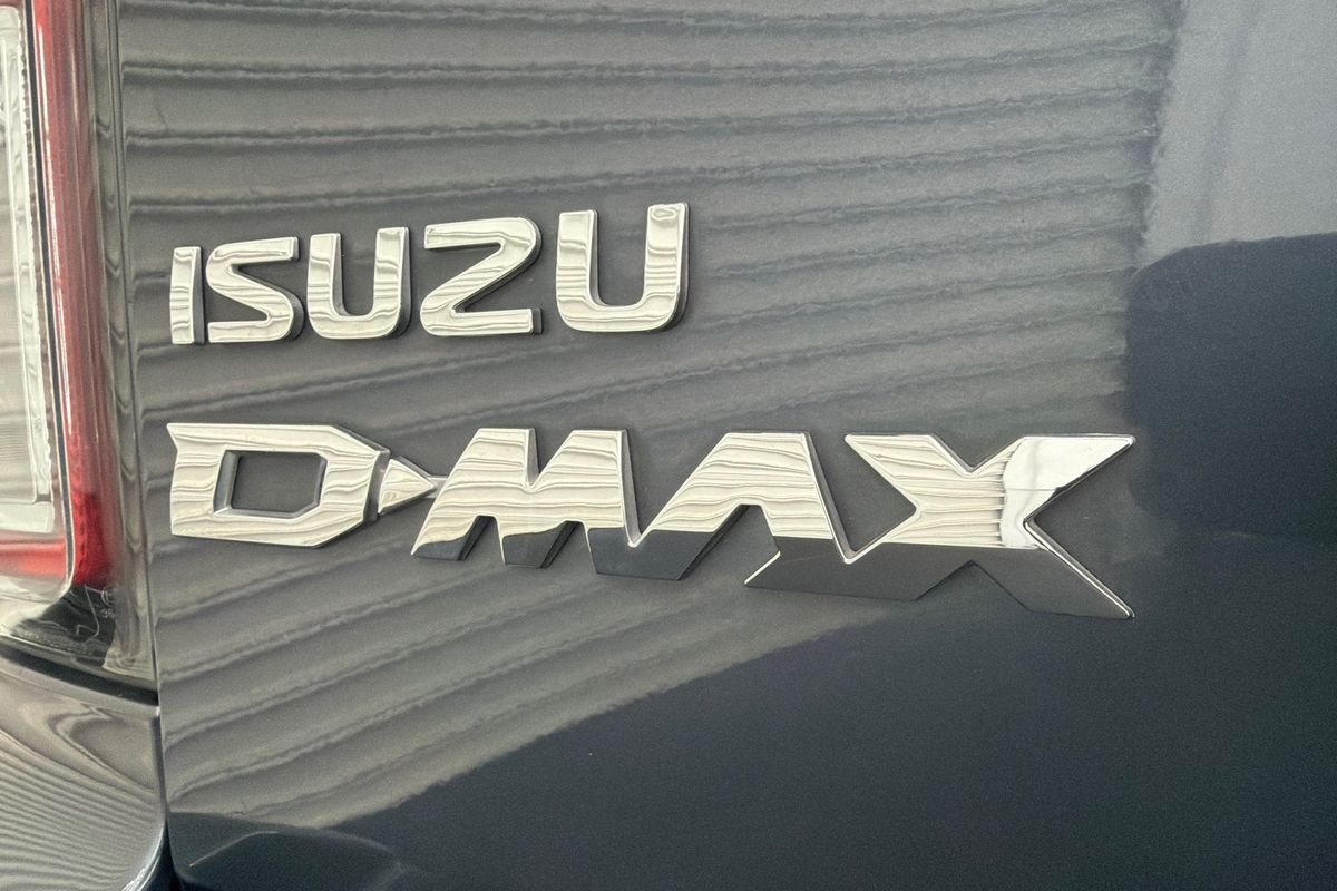 2022 Isuzu D-MAX X-TERRAIN 4X4