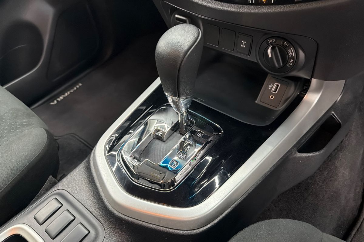 2020 Nissan Navara ST D23 Series 4 4X4