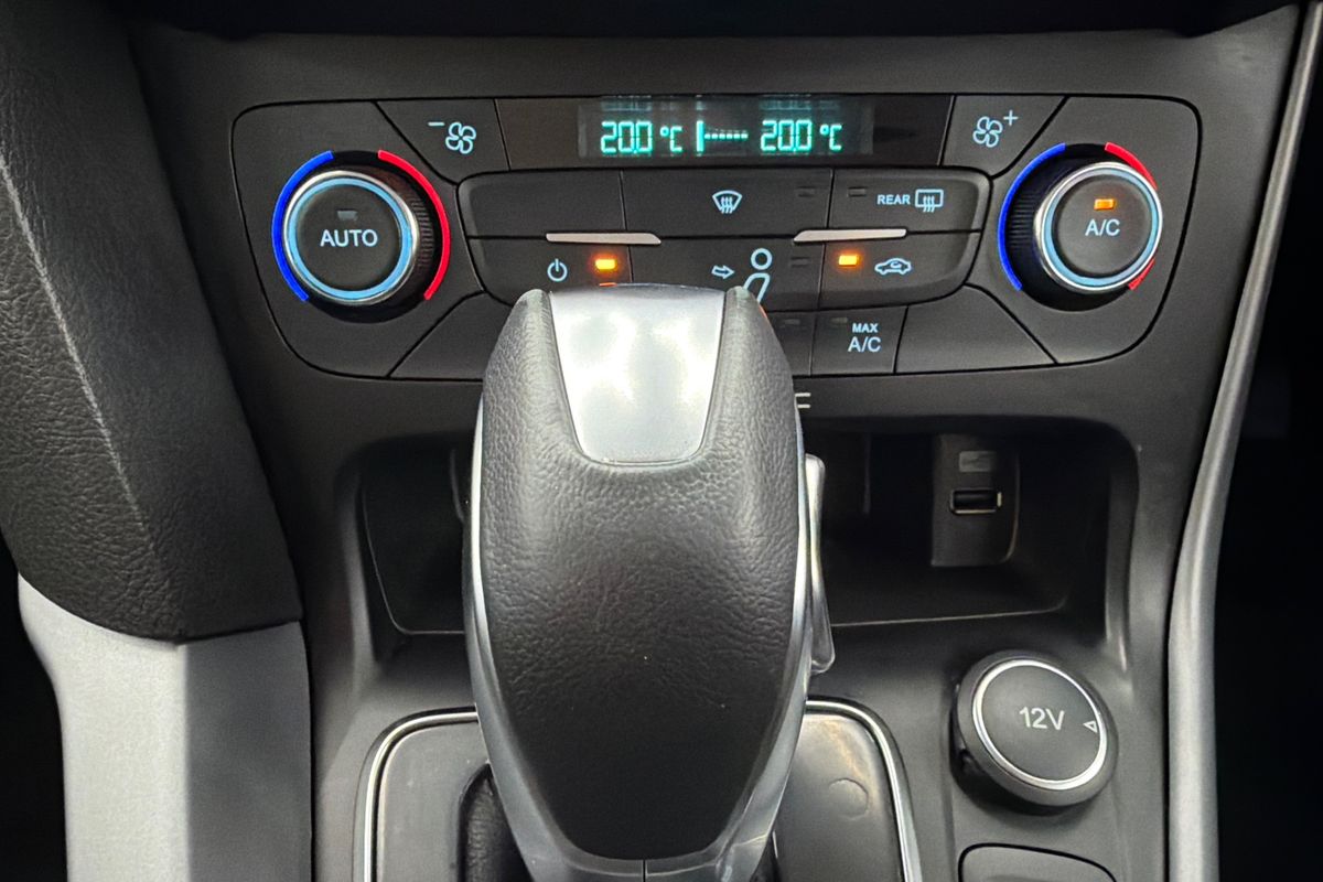 2016 Ford Focus Sport LZ