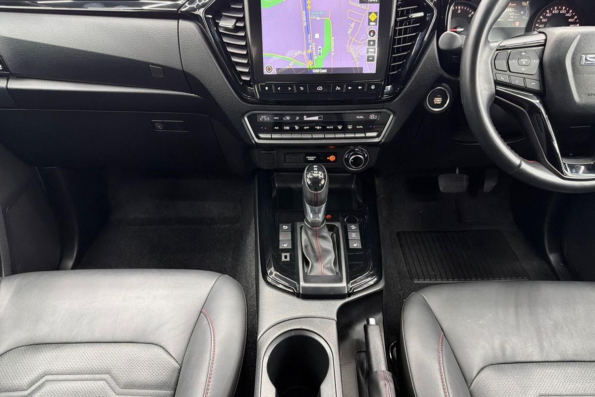 2022 Isuzu D-MAX X-TERRAIN 4X4