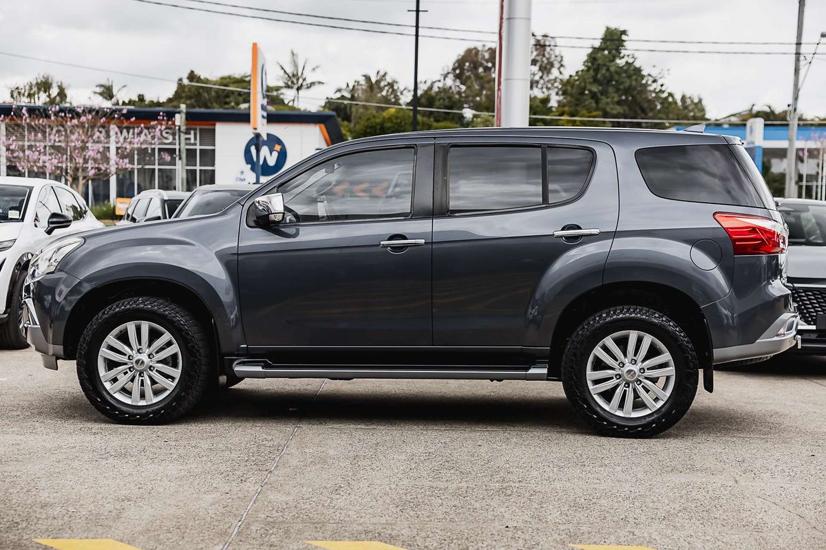 2017 Isuzu MU-X LS-U