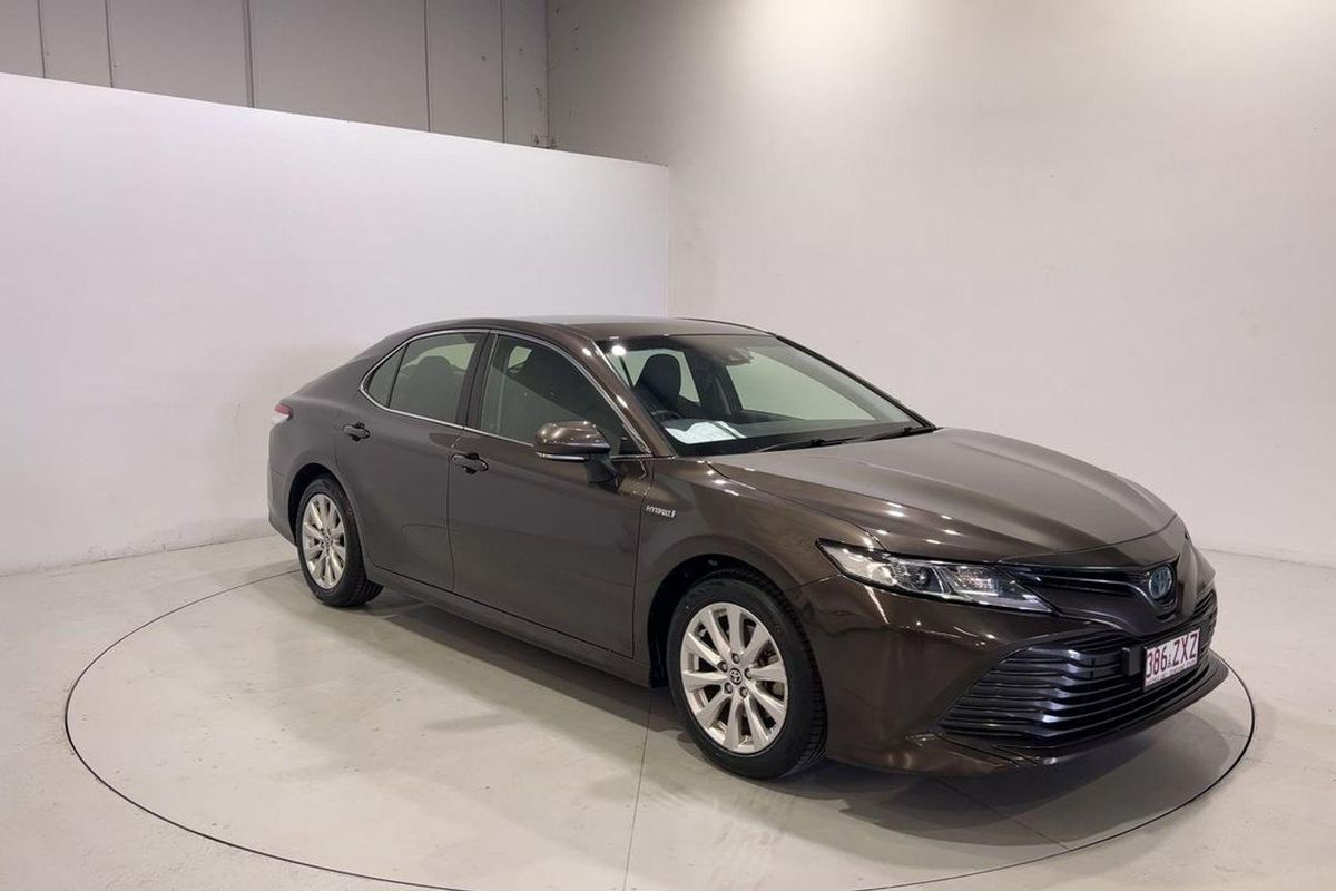 2020 Toyota Camry Ascent AXVH70R