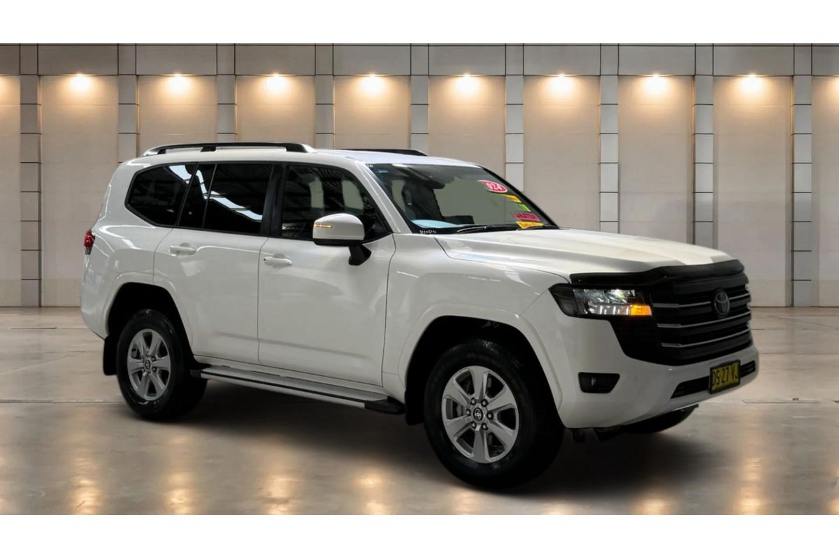 2024 Toyota Landcruiser GXL FJA300R