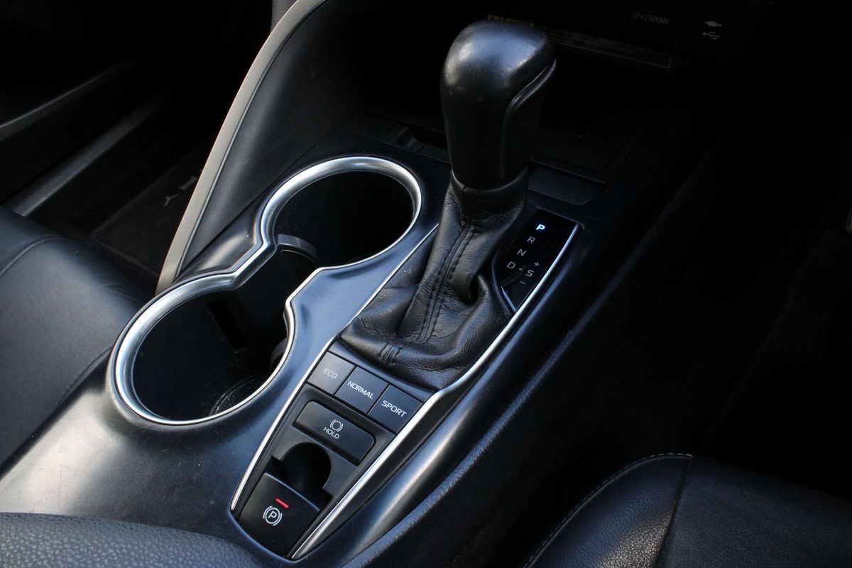 2018 Toyota Camry SX ASV70R