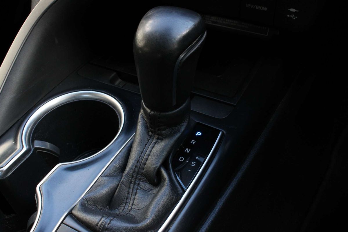 2018 Toyota Camry SX ASV70R