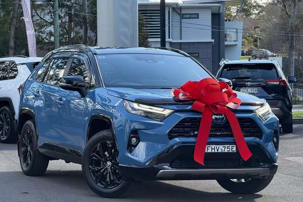 2024 Toyota RAV4 XSE AXAH54R