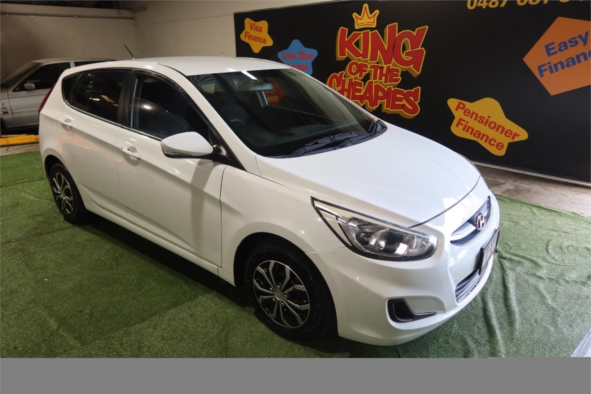 2015 Hyundai Accent Active RB2