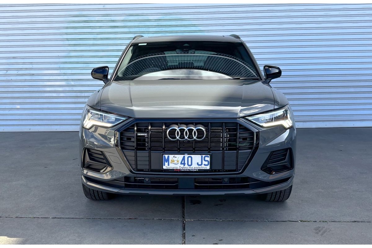 2024 Audi Q3 40 TFSI S line F3