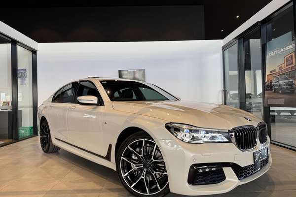 2016 BMW 7 Series 740i G11