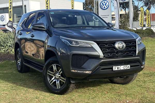 2025 Toyota Fortuner GX GUN156R