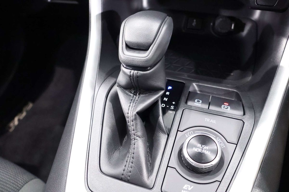 2021 Toyota RAV4 GX AXAH54R