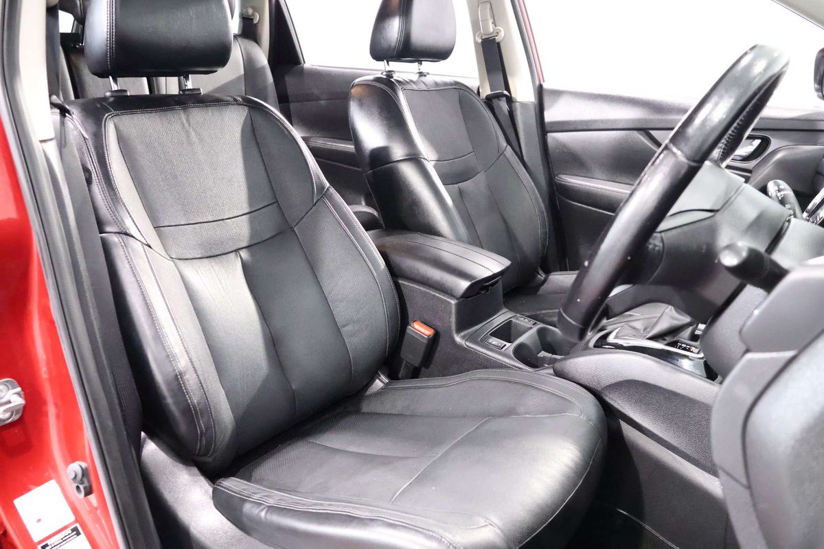 2021 Nissan X-TRAIL ST-L T32