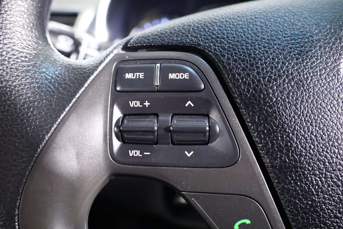 2017 Kia Cerato S YD