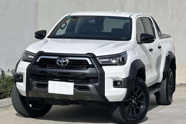 2025 Toyota Hilux Rogue 48V GUN126R 4X4