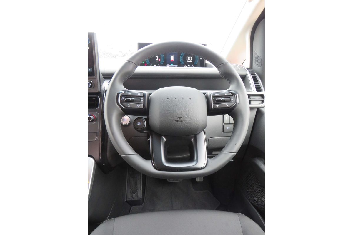2026 Hyundai STARIA LOAD US4.V4
