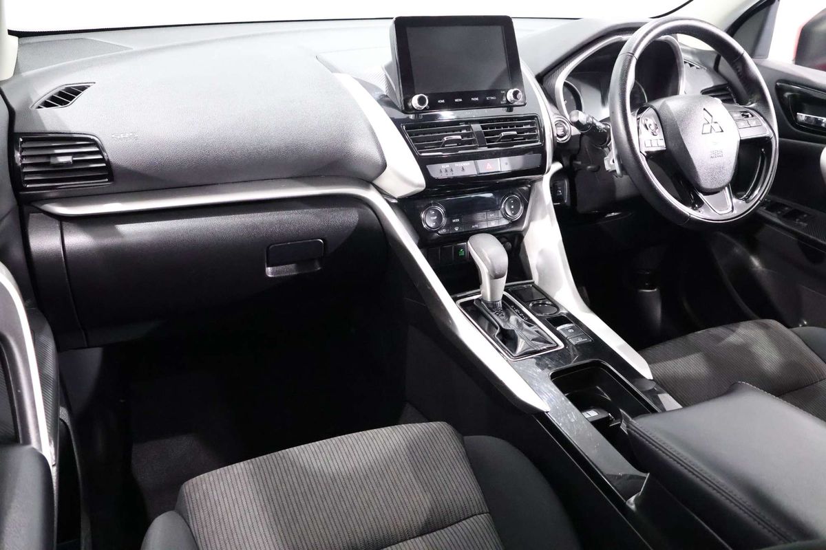 2023 Mitsubishi Eclipse Cross LS YB