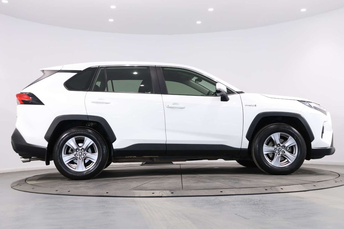 2021 Toyota RAV4 GX AXAH54R