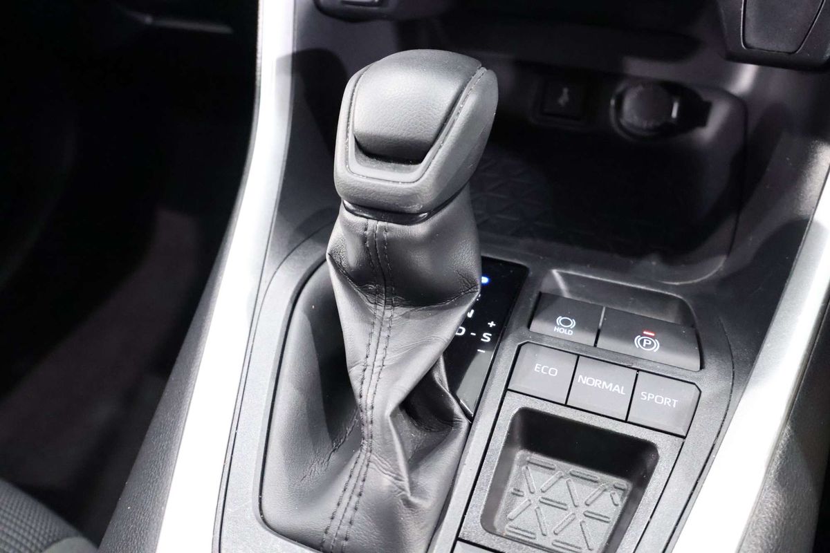 2021 Toyota RAV4 GX AXAH54R