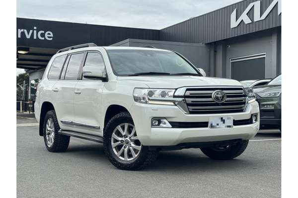 2017 Toyota Landcruiser Sahara VDJ200R